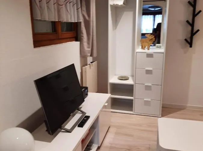 Clair De Lune Bei Graechen Vs شقة *